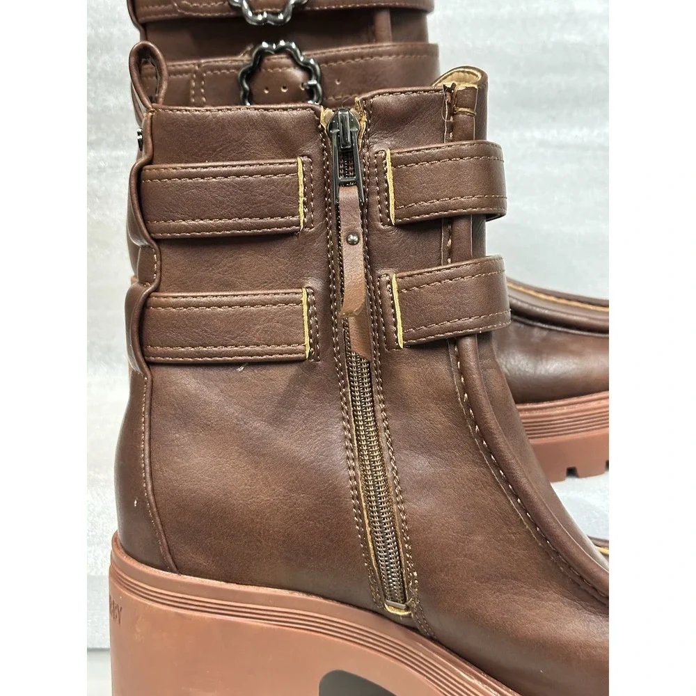 Sam And Libby Chiara Heeled‎ Ampersand Booties Faux Leather Size 9 Platform